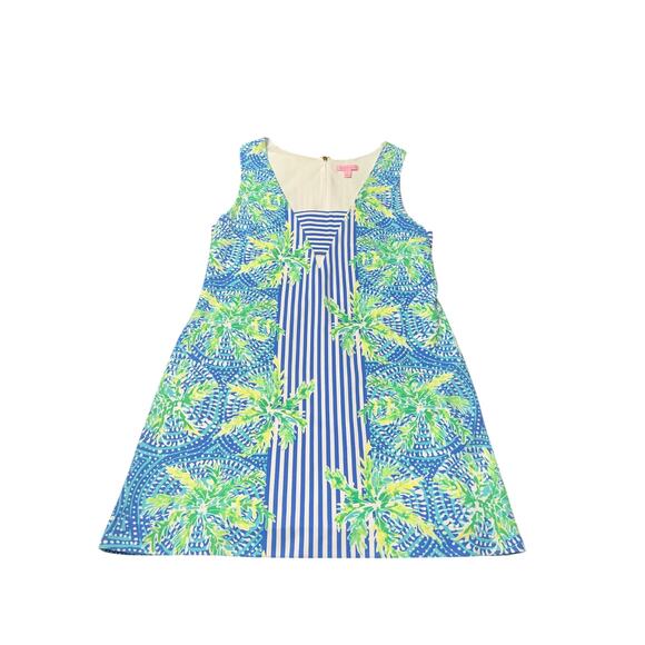 Lilly Pulitzer Dresses & Skirts - Lilly Pulitzer Chiara Shift Dress In Bennet Blue Tropic
Like Its Hot Large
